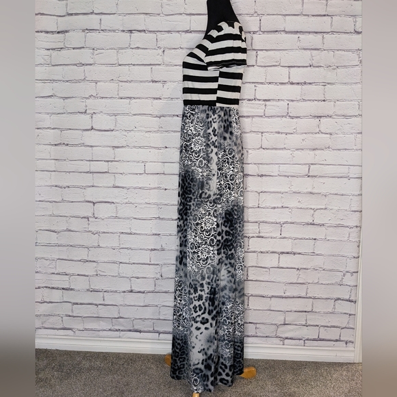 POLIANA Empire Waist Maxi Dress - Picture 2 of 9